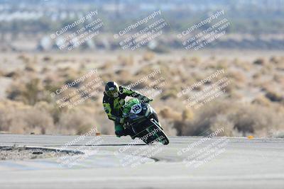 media/Dec-07-2025-CVMA (Sun) [[3e7d2de5dc]]/Race 12- Formula 40 MW and LW/